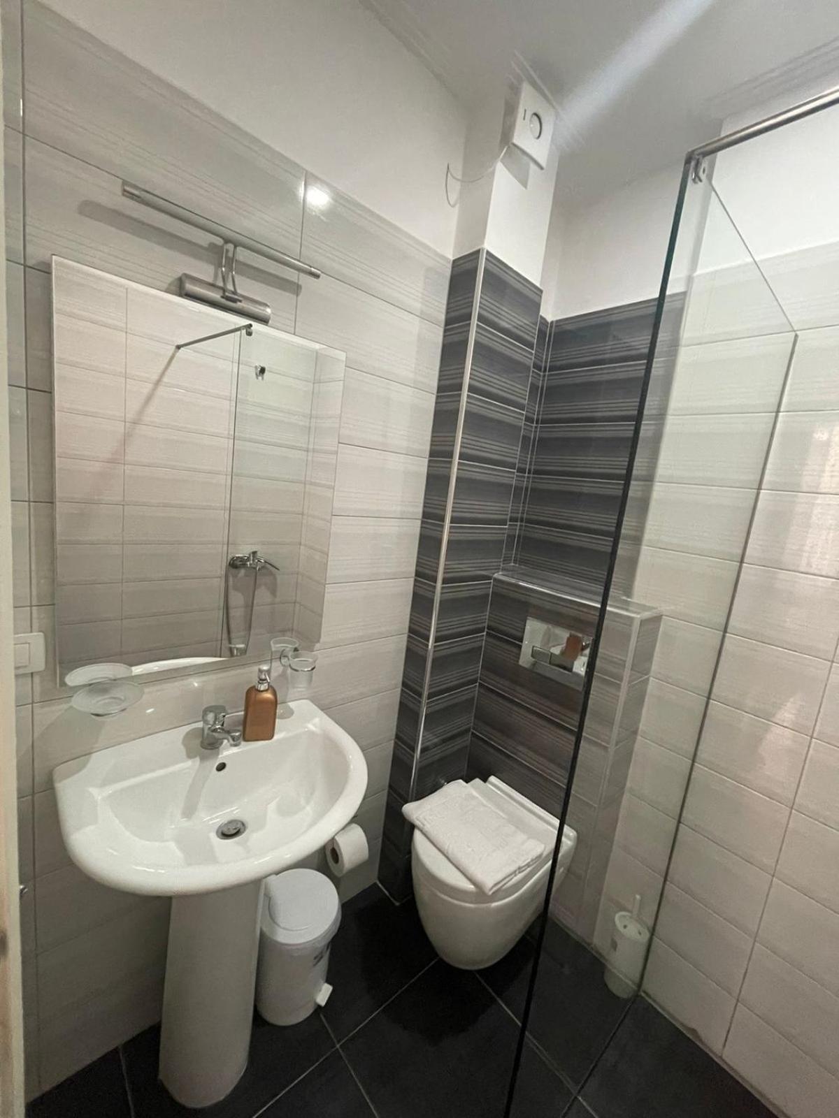 Seaside Apartmens Sarandë 외부 사진