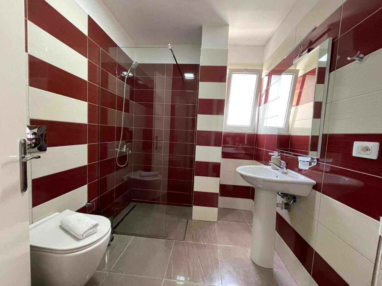 Seaside Apartmens Sarandë 외부 사진